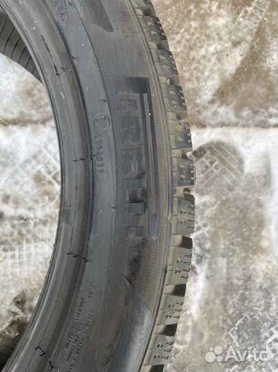 Pirelli Winter Ice Zero 275/40 R19 105T