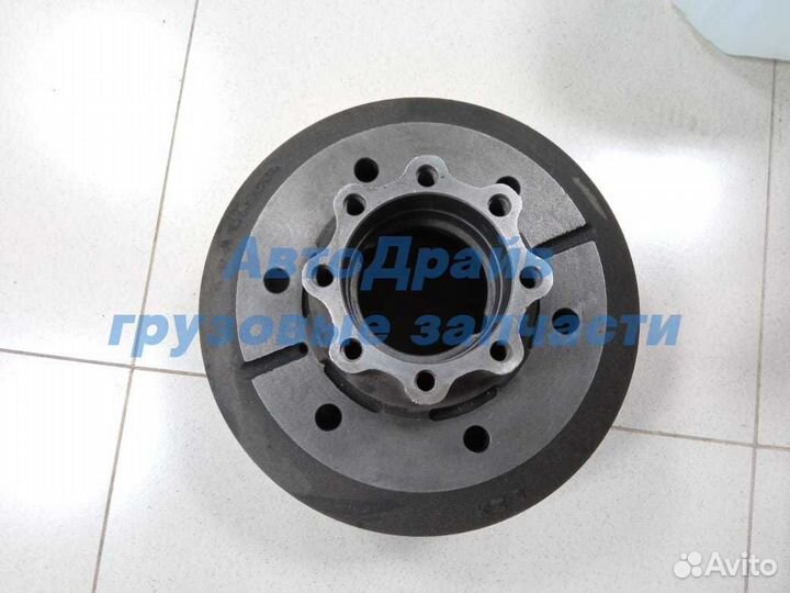 Тормозной барабан задний со ступицей Мерседес 814