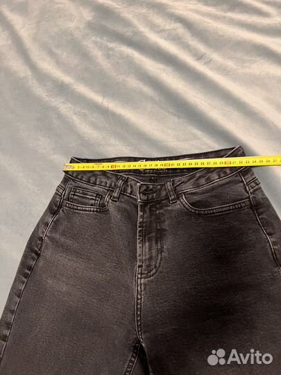 Джинсы женские