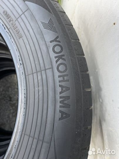 Yokohama BluEarth AE50 215/65 R17 99V