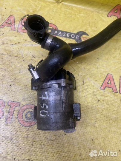 Помпа Bmw 7-Series F01 N63B44 2008