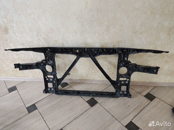 Телевизор Панель передняя Audi Q7 4L0805594A