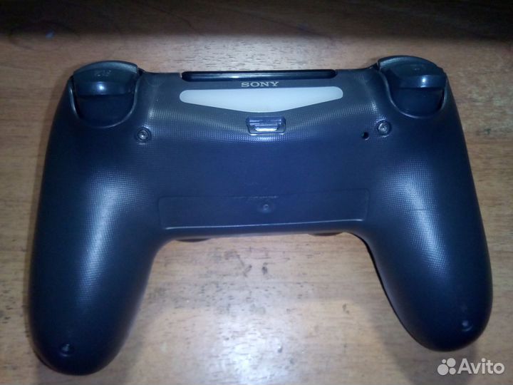 Геймпад dualshock 4