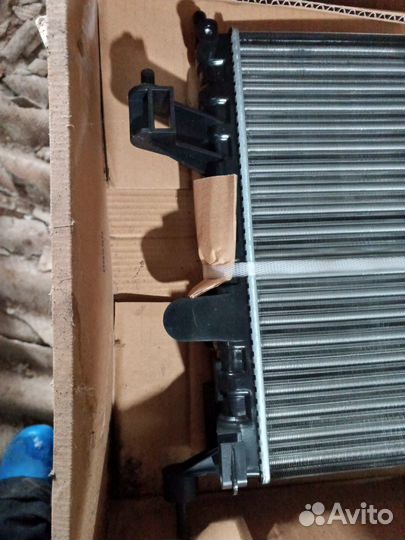 Opel Combo/Corsa Радиатор охлаждения
