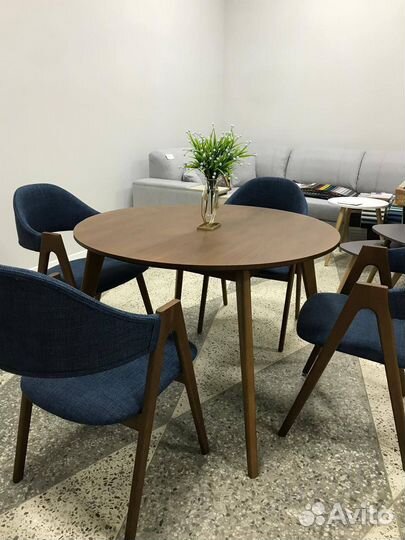 Стол кухонный круглый