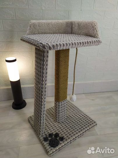 Когтеточка с лежанкой