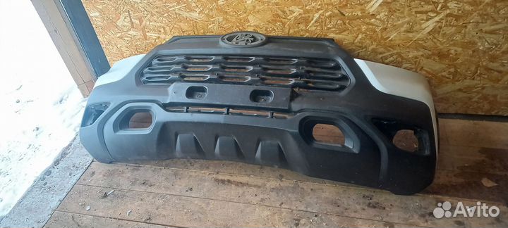 Бампер передний нива тревел
