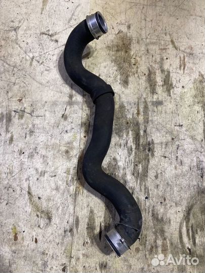 Патрубок радиатора Mercedes-Benz C-Class W203