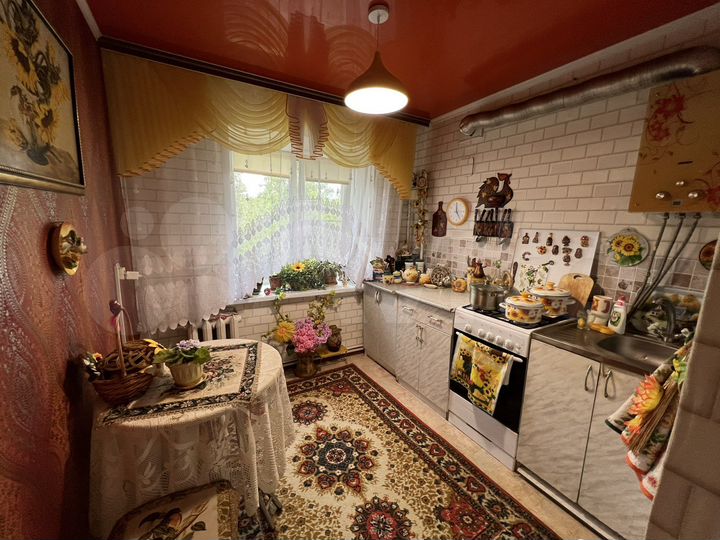 2-к. квартира, 44 м², 4/4 эт.