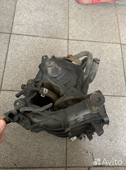 Коллектор впускной Mazda 3 (BK) 1.6 Z601