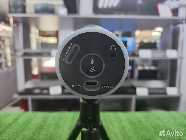 Микрофон Thronmax MDrill Pulse M8