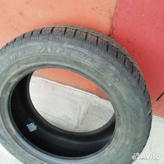 Goodyear Wrangler HP 235/55 R17