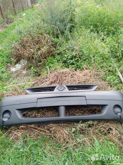 Бампер renault logan