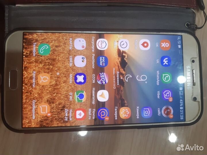 Samsung Galaxy A7 (2017) SM-A720F/DS, 3/32 ГБ