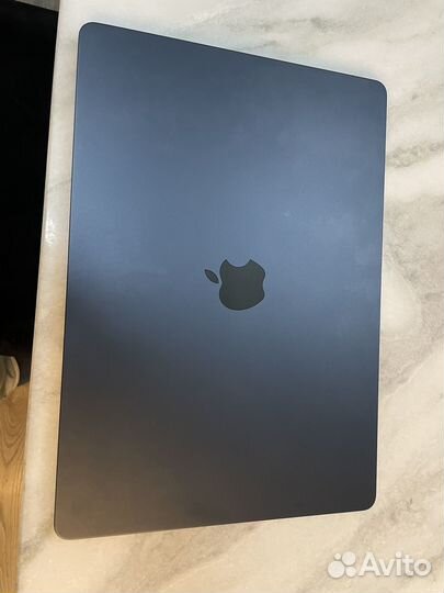 Apple macbook pro 15 2023 m2