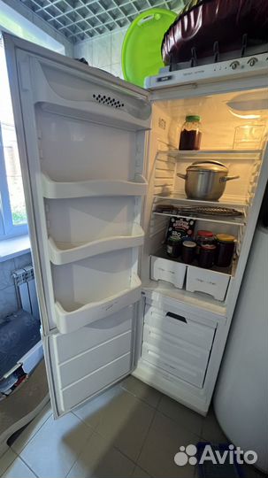 Холодильник zanussi