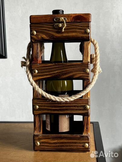 Деревянная коробка для бутылки вина подарочня
