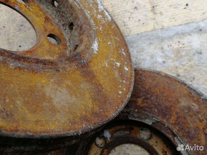 Диск тормозной передний шкода фабия