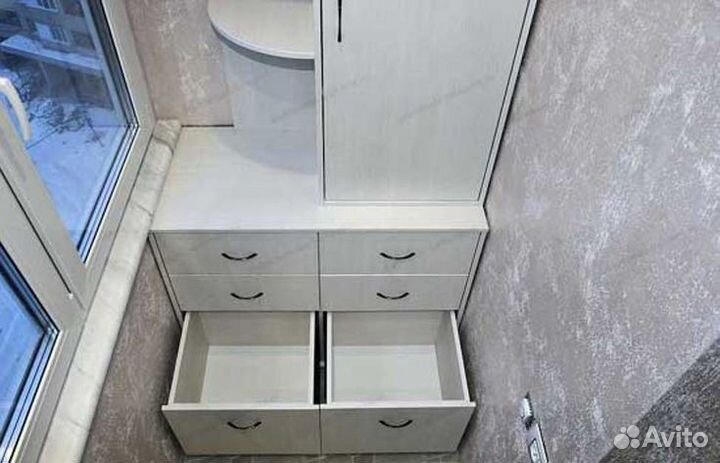 Шкафчик,тумба,комод,стеллаж на балкон