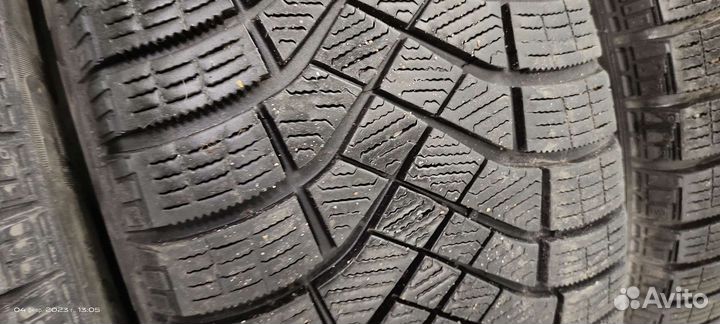 Pirelli Ice Zero 225/50 R17 98H