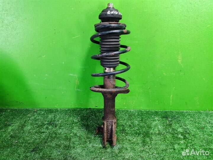 Стойка амортизатора передняя правая Chevrolet Spa