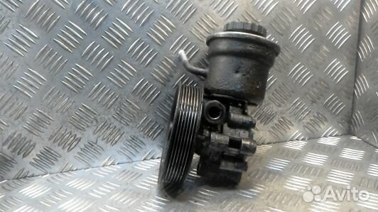 Насос гу дизельный toyota corolla verso 2 (7BN28BT