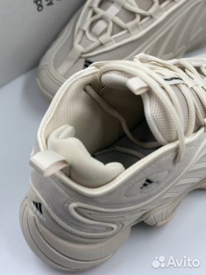 Кроссовки Adidas FYW x Packer