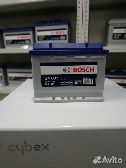 Аккумулятор 60Ah Bosch 540A S4 005 обратной полярн