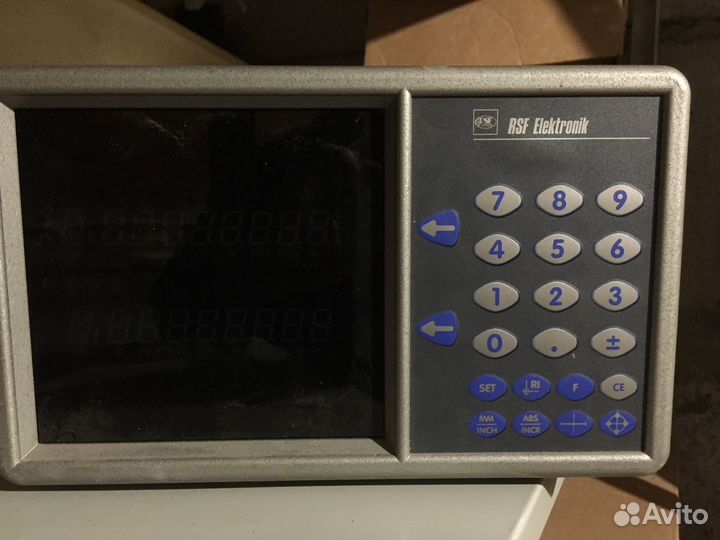 Дисплей Z 720