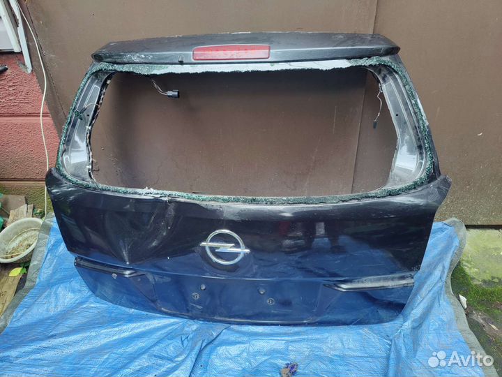 Крышка багажника opel astra h универсал 2012