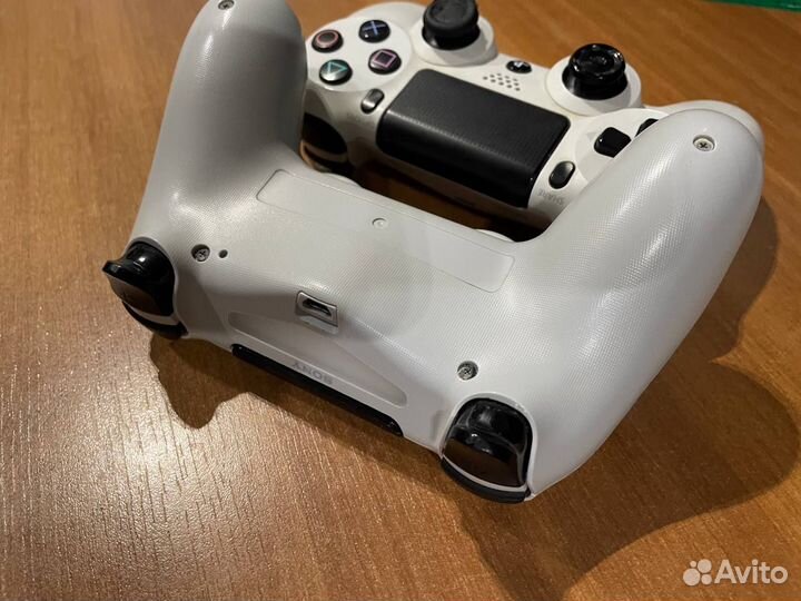 Джойстик ps4 белые