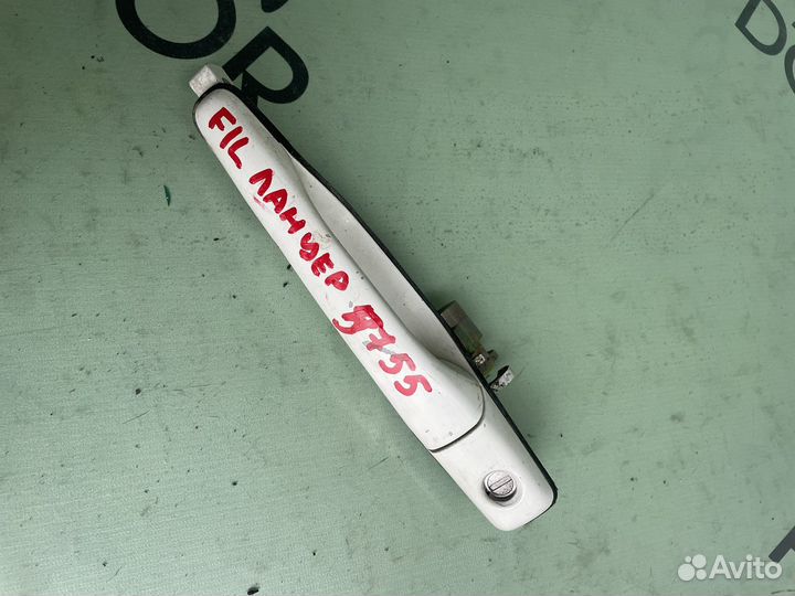 Ручка двери передняя левая lancer 9 cedia