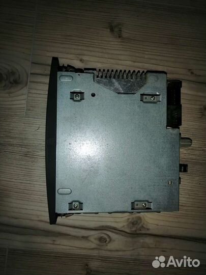 Автомагнитола renault