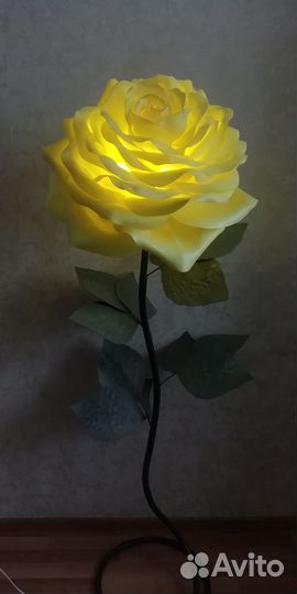 Светильник роза из изолона