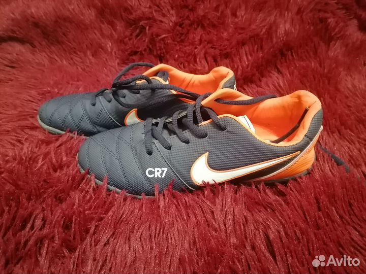 Продам бутсы