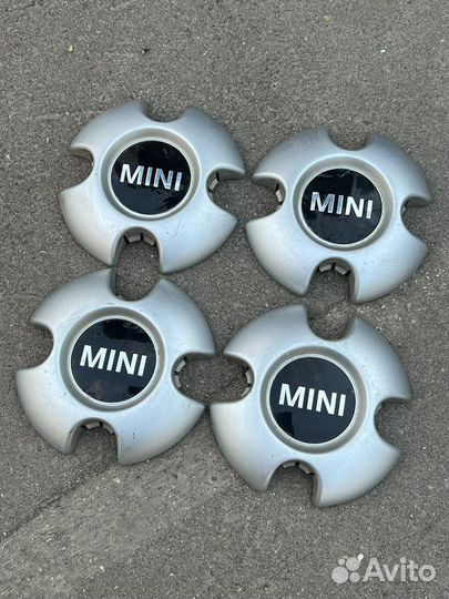 Колпаки ступицы mini cooper 36116768504