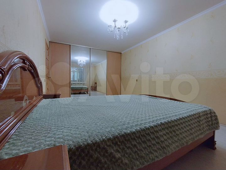 2-к. квартира, 70 м², 2/5 эт.