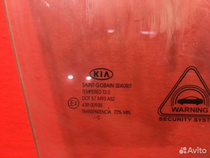 Стекло двери переднее левое Kia Ceed ED G4FA 1.4