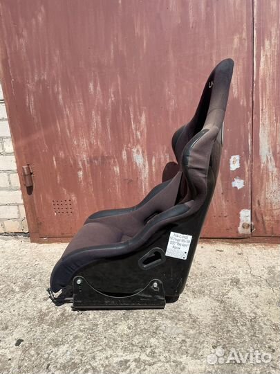 Сиденье спортивное, ковш