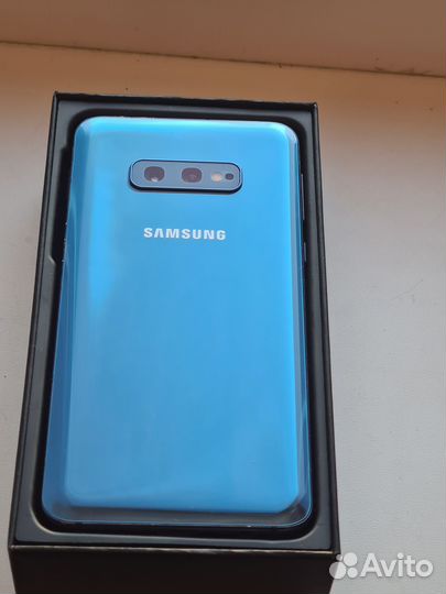 Samsung Galaxy s10e snapdragon 855 8/256 Гб