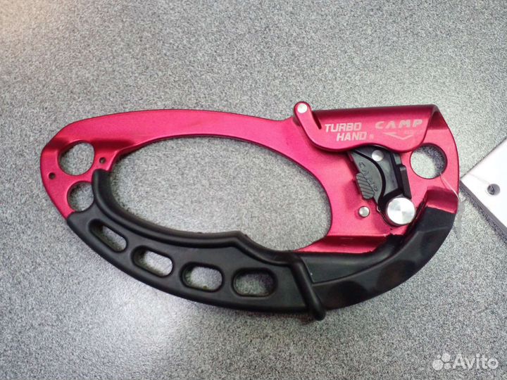 Зажим жумар Camp Turbohand правый