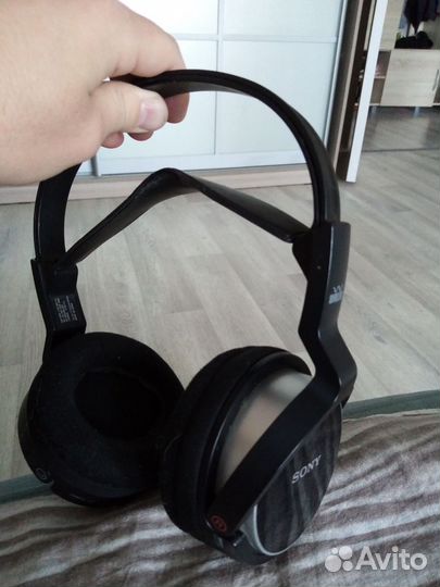 Беспроводные радио наушники Sony