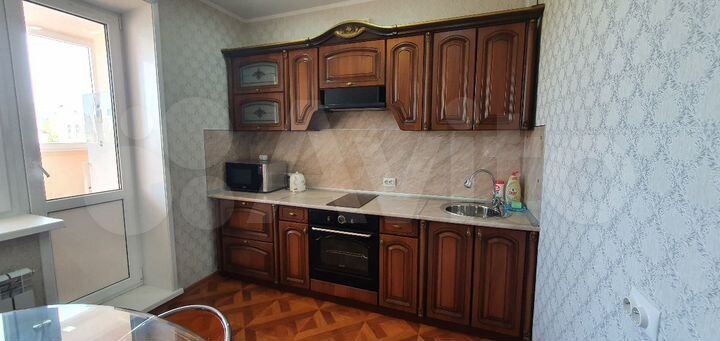 2-к. квартира, 74 м², 4/19 эт.