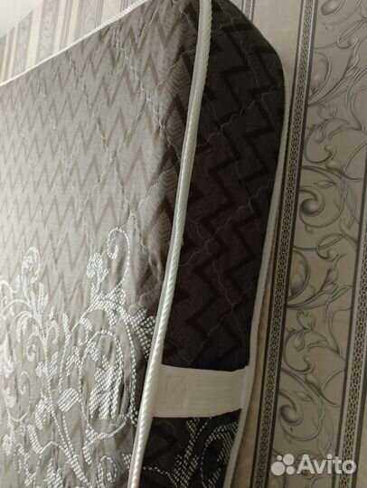 Матрас 180х200 бу