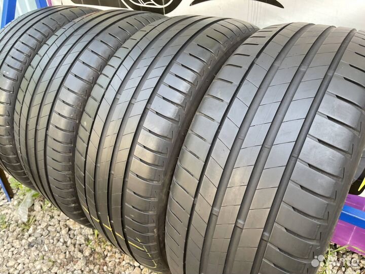 Bridgestone Turanza T005 225/40 R18