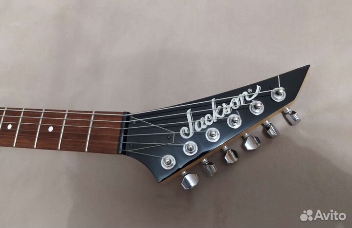 Гитара Jackson электрогитара