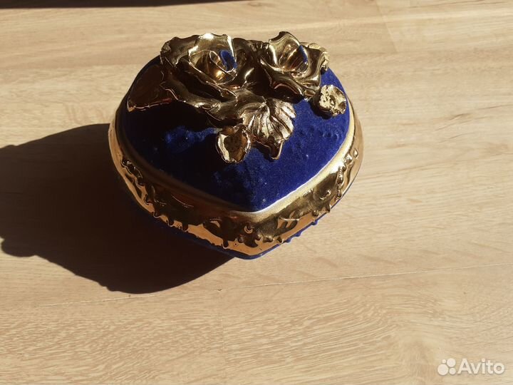 Шкатулка Чашечка