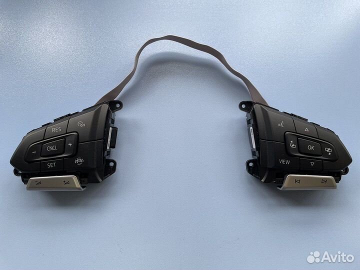 Многофункциональные кнопки руля Volkswagen