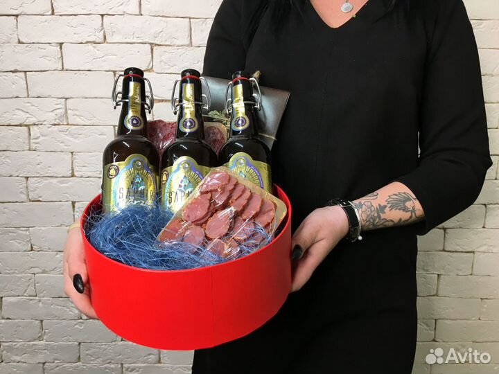 Коробка подарочная с деликатесами