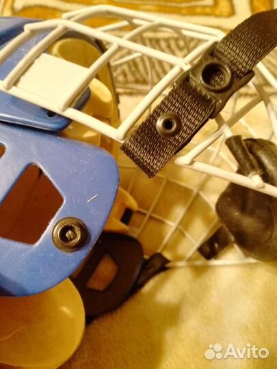 Хоккейный шлем CCM L